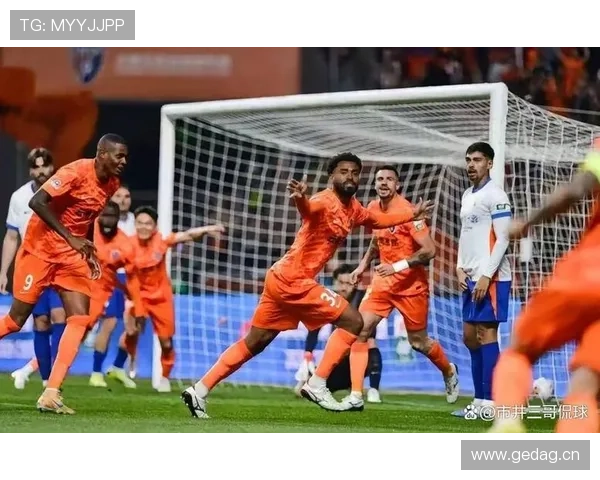 山东泰山防守老辣，但近期越稳越崩是否反映战术僵化与进攻乏力？