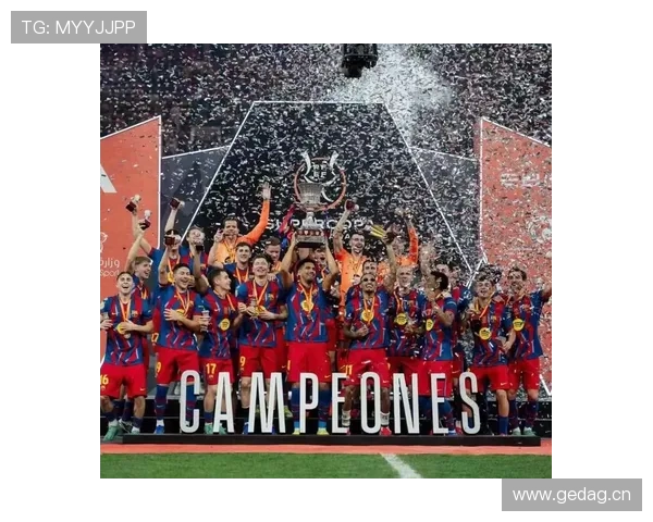 巴萨欧冠经验不足问题显现,对淘汰赛阶段稳定性形成制约。 巴萨欧冠经验不足问题显现,对淘汰赛阶段稳定性形成制约。