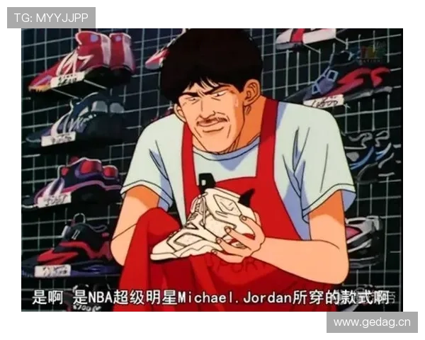 亚历克斯·摩根在家喝蛋白粉的样子，像极了我在奶茶店点全糖