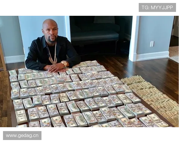 梅威瑟打完比赛回家还得数三小时钞票？