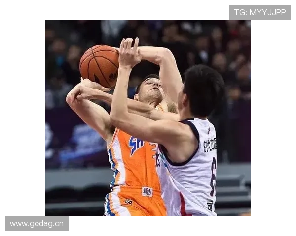 篮球比赛中球员犯规离场规则累计达到几次判罚标准详细解析